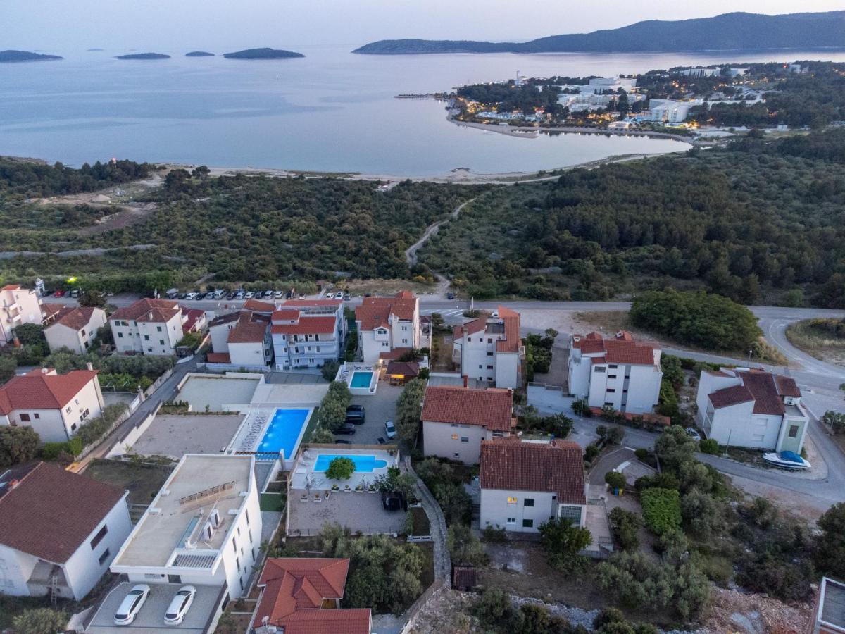Villa Sun Gardens Šibenik Exterior foto